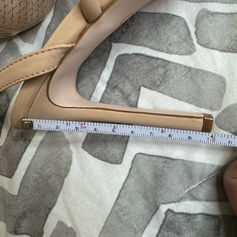 Jessica Simpson Nude Strappy Heels - Picture 8 of 8